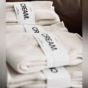 Unisex Premium Qomfort Cream Slouch Sock Bundle in Med. | 4 Pair